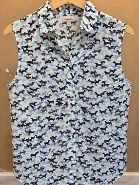 Lucky Brand Women's Sleeveless Horse-Print Button Front Blouse - Blue Multi | M